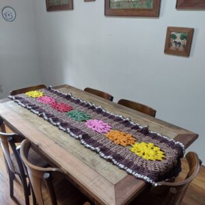 caminho de mesa / trilho de crochê 215×75